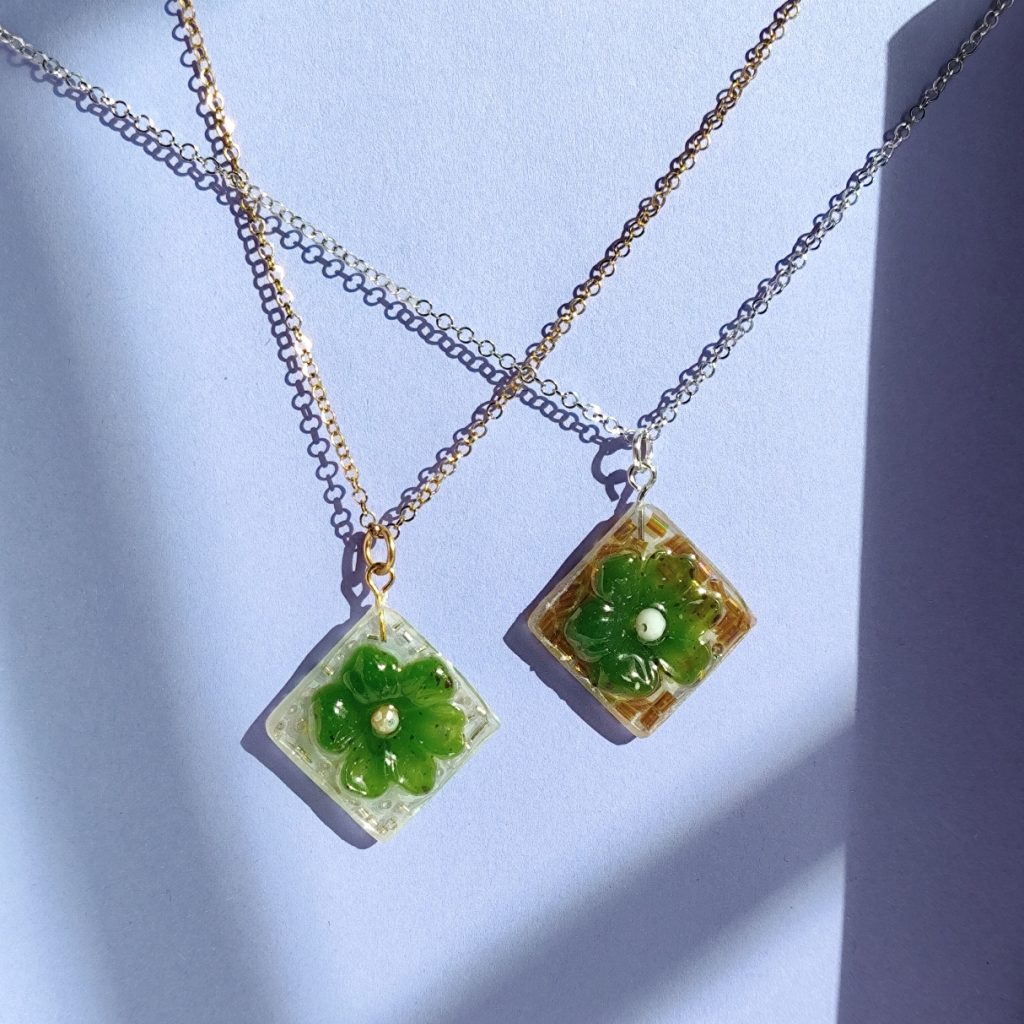 Piastrella fiore verde