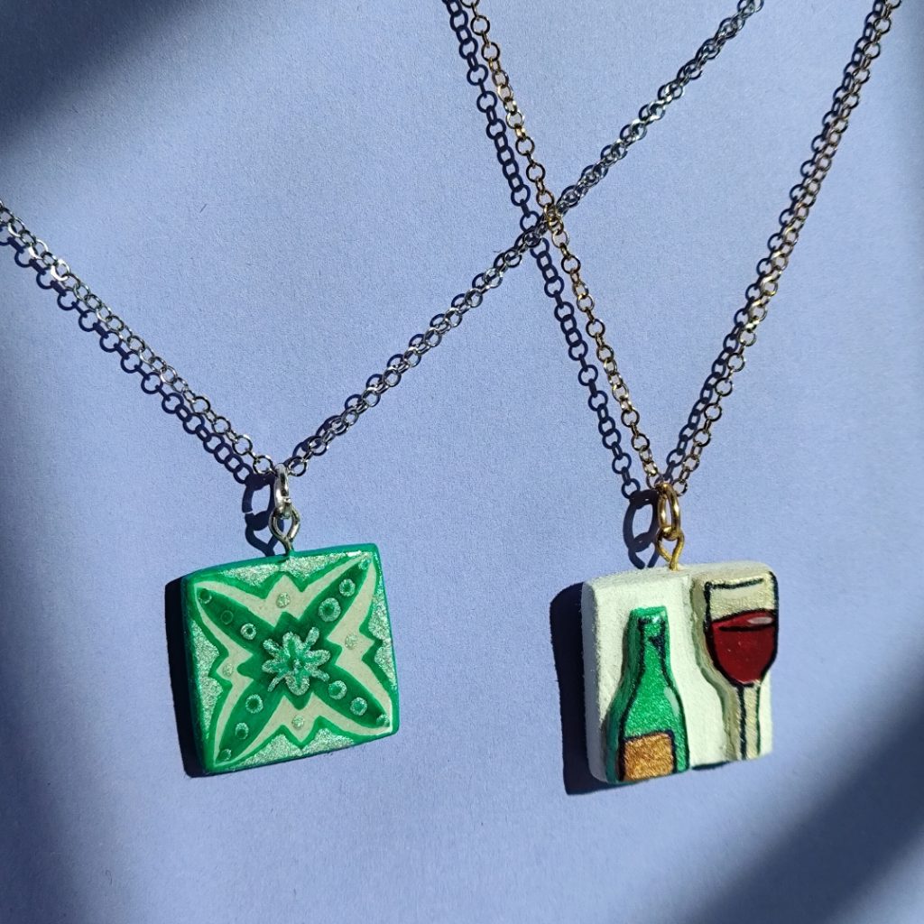 Piastrella verde botiglia