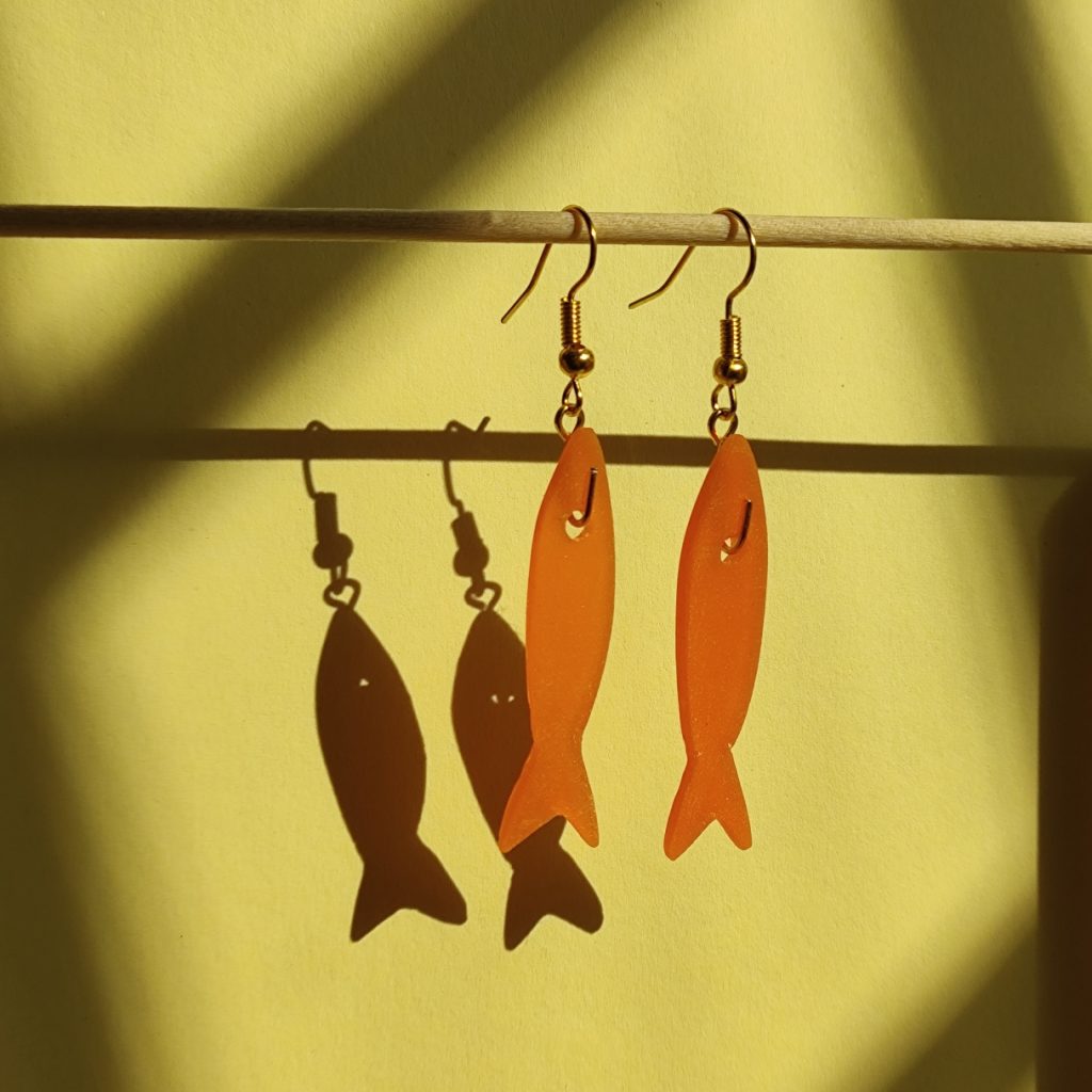 Piccolo pesce arancione