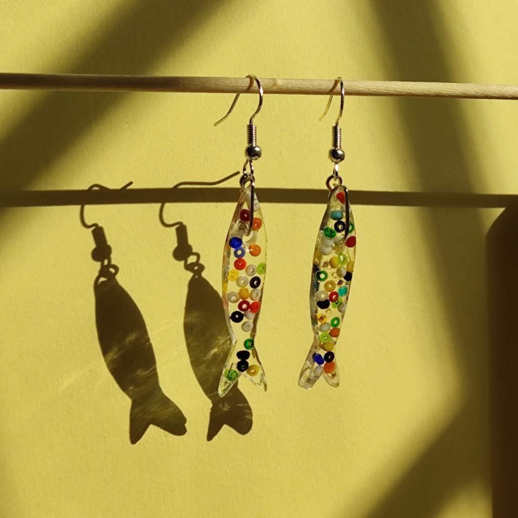 Piccolo pesce multicolore 11